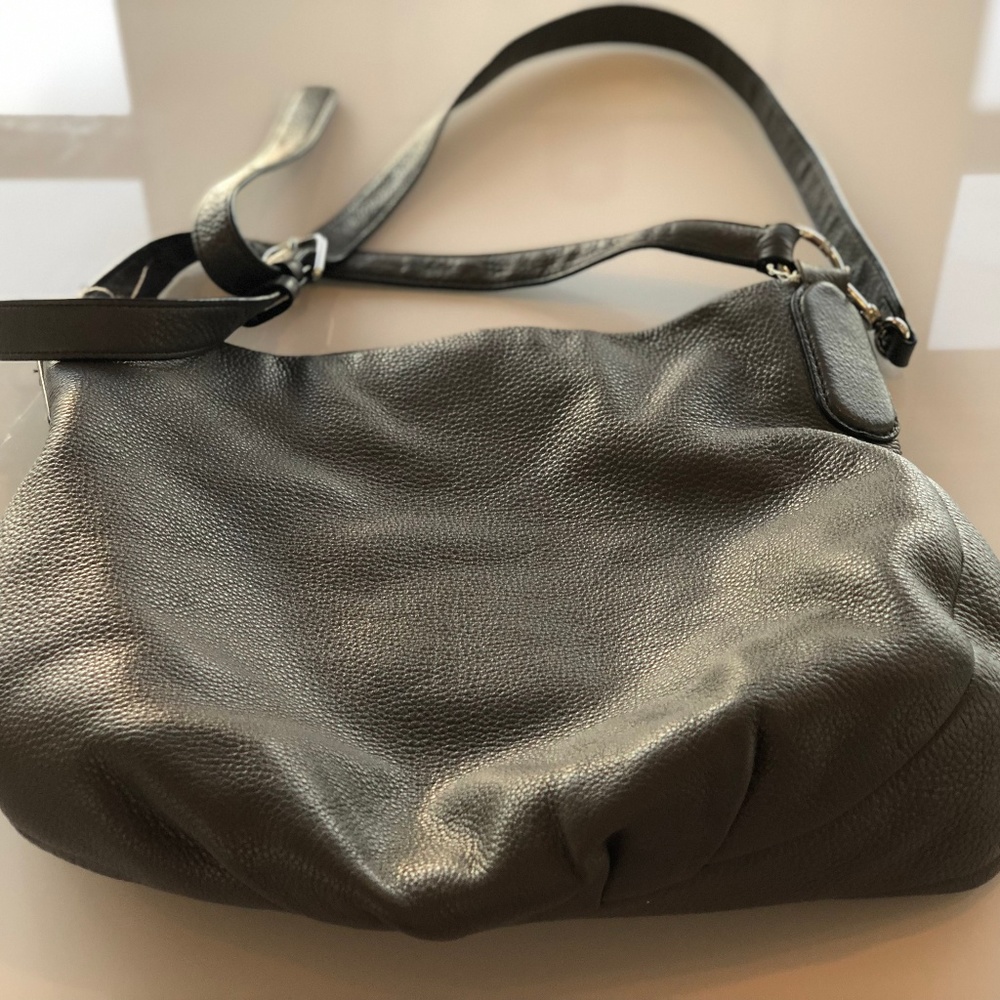 Handbag - Picture 2 of 3